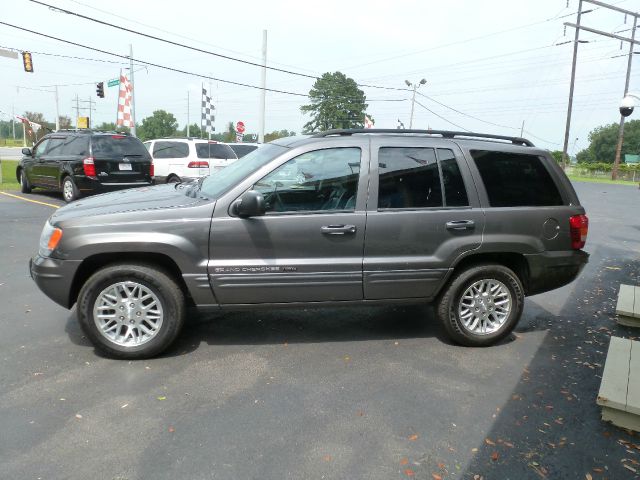 Jeep Grand Cherokee 2004 photo 4