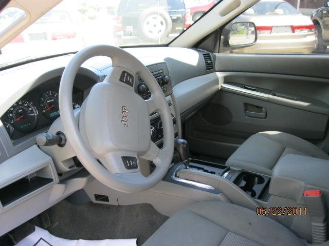 Jeep Grand Cherokee 2005 photo 4