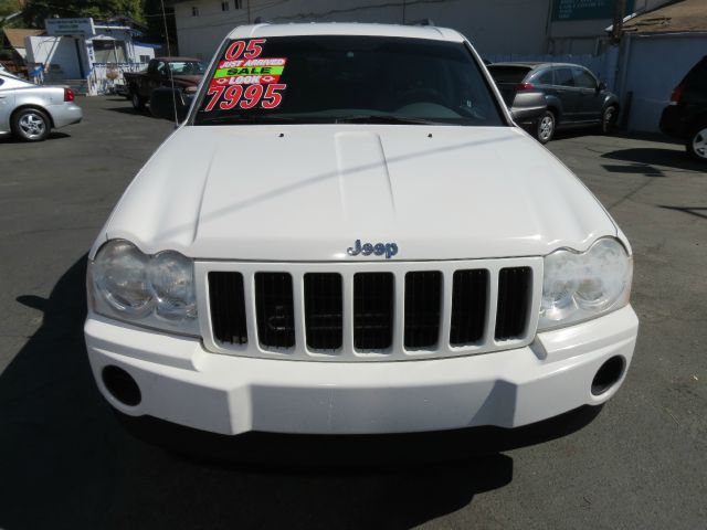 Jeep Grand Cherokee 2005 photo 3