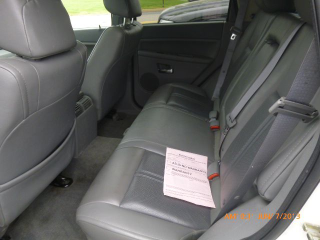 Jeep Grand Cherokee 2005 photo 2