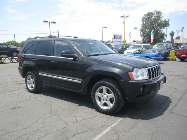 Jeep Grand Cherokee 2005 photo 3