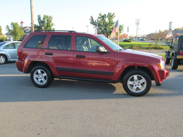 Jeep Grand Cherokee 2005 photo 4