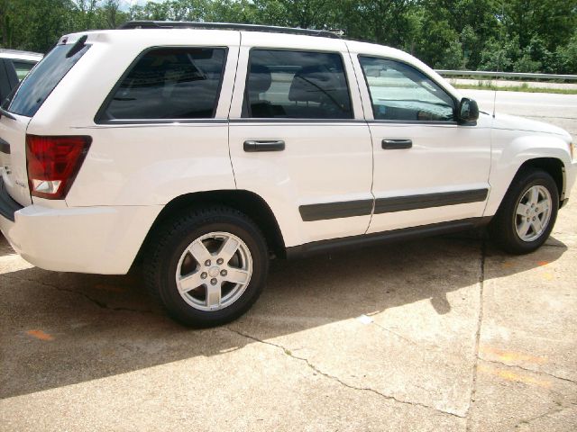 Jeep Grand Cherokee Base W/nav.sys SUV