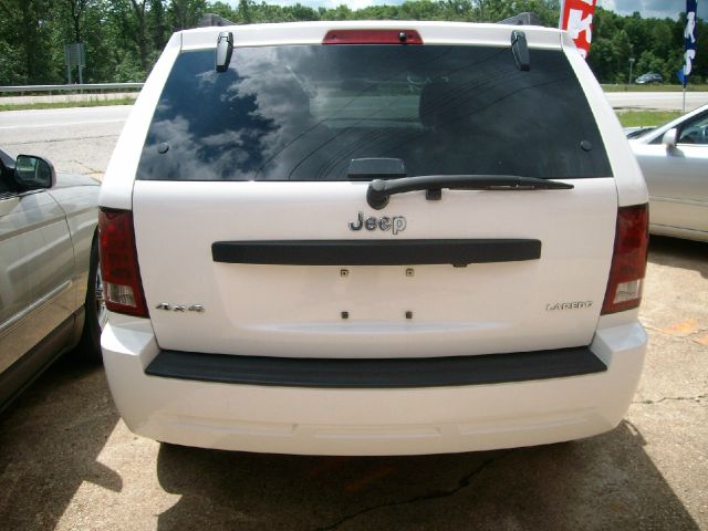 Jeep Grand Cherokee 2005 photo 2