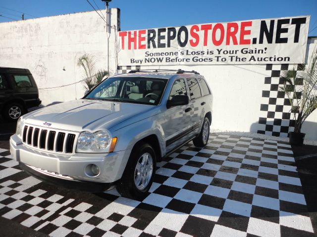 Jeep Grand Cherokee 2005 photo 4