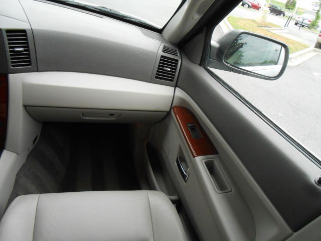 Jeep Grand Cherokee 2005 photo 11