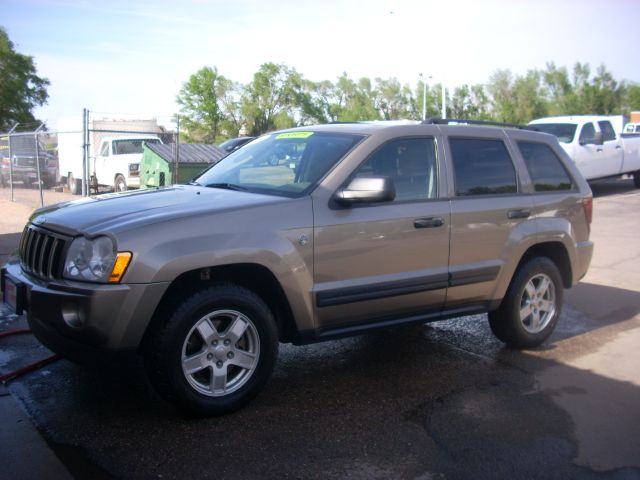 Jeep Grand Cherokee 2005 photo 5