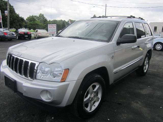 Jeep Grand Cherokee 2005 photo 1