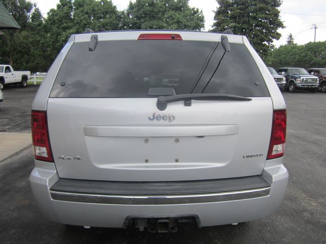 Jeep Grand Cherokee 2005 photo 4