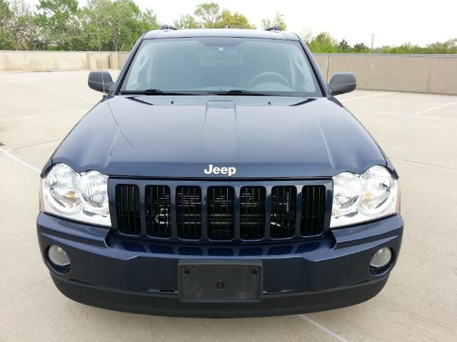 Jeep Grand Cherokee Base W/nav.sys SUV