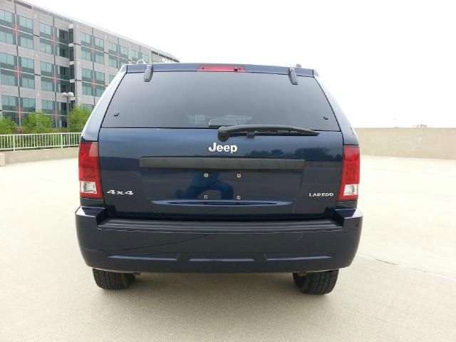 Jeep Grand Cherokee 2005 photo 16