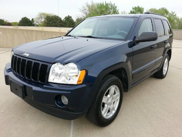 Jeep Grand Cherokee 2005 photo 17