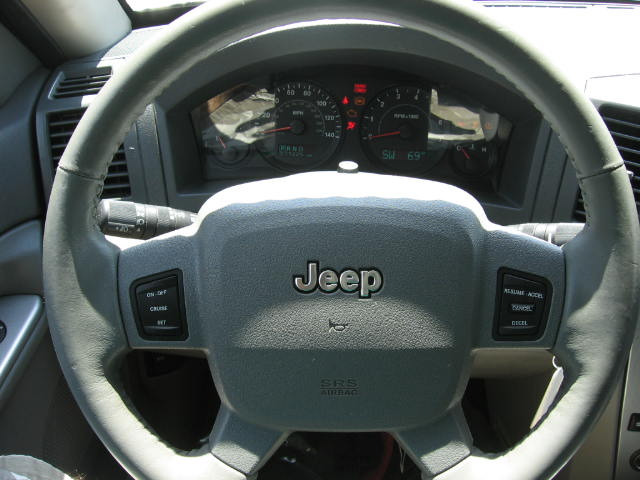 Jeep Grand Cherokee 2005 photo 23