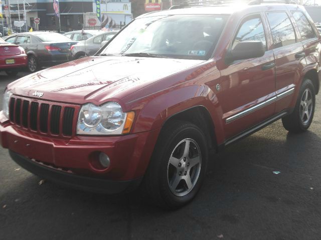 Jeep Grand Cherokee 2005 photo 4