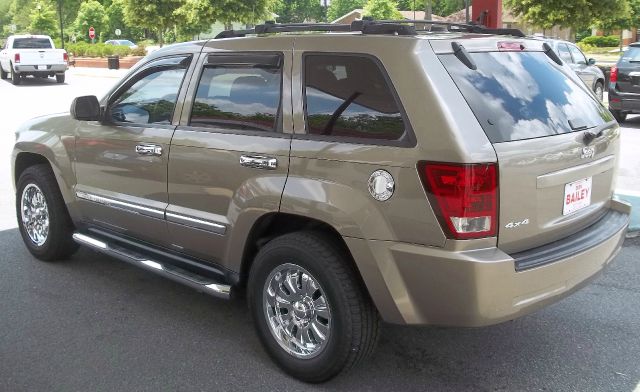 Jeep Grand Cherokee 2005 photo 1