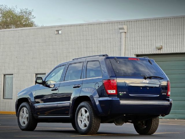 Jeep Grand Cherokee 2005 photo 3