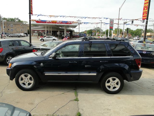 Jeep Grand Cherokee 2005 photo 25