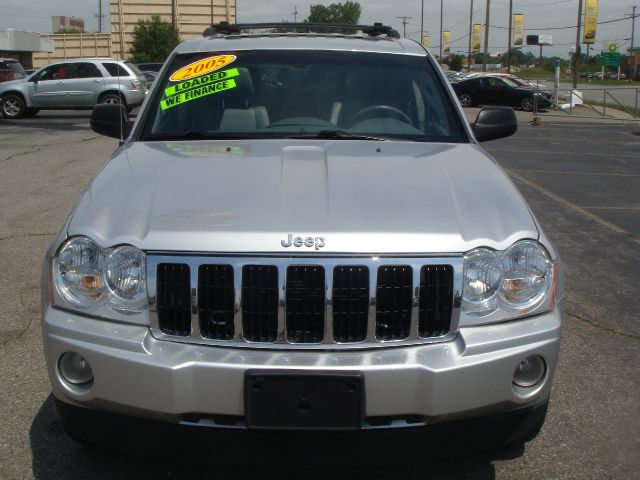 Jeep Grand Cherokee 2005 photo 12