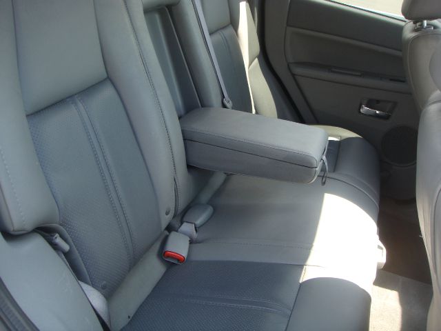 Jeep Grand Cherokee 2005 photo 5