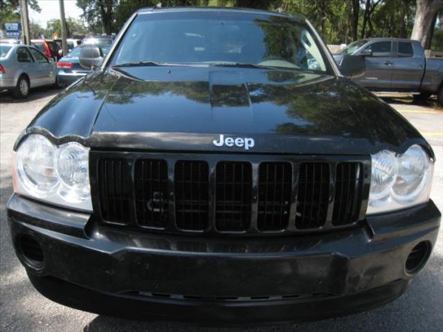 Jeep Grand Cherokee 2005 photo 2