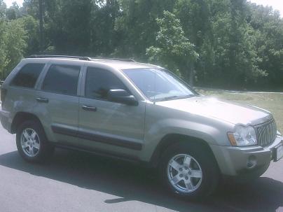 Jeep Grand Cherokee 2005 photo 2