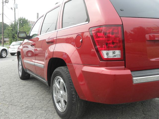 Jeep Grand Cherokee 2005 photo 1