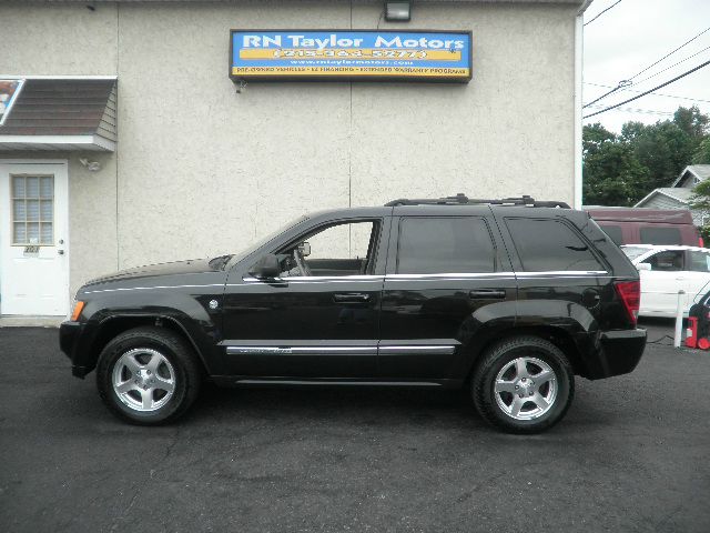 Jeep Grand Cherokee 2005 photo 4