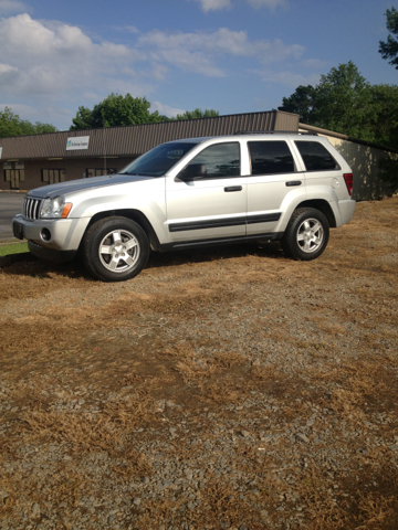 Jeep Grand Cherokee 2005 photo 5