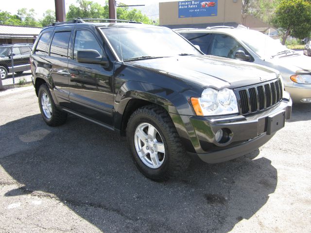 Jeep Grand Cherokee 2005 photo 2