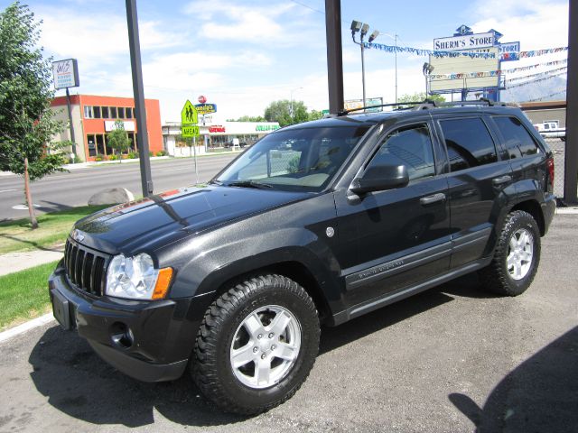 Jeep Grand Cherokee 2005 photo 3