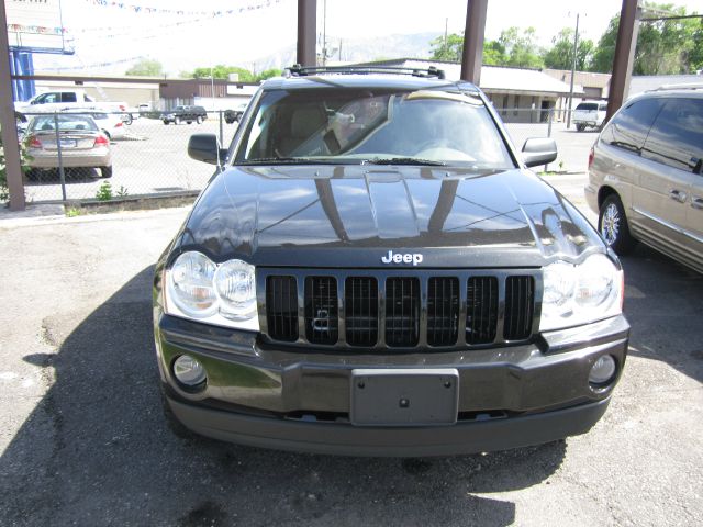 Jeep Grand Cherokee 2005 photo 4