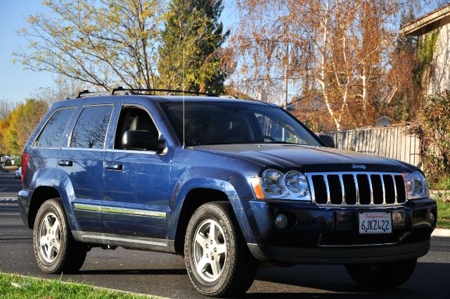 Jeep Grand Cherokee 2005 photo 3