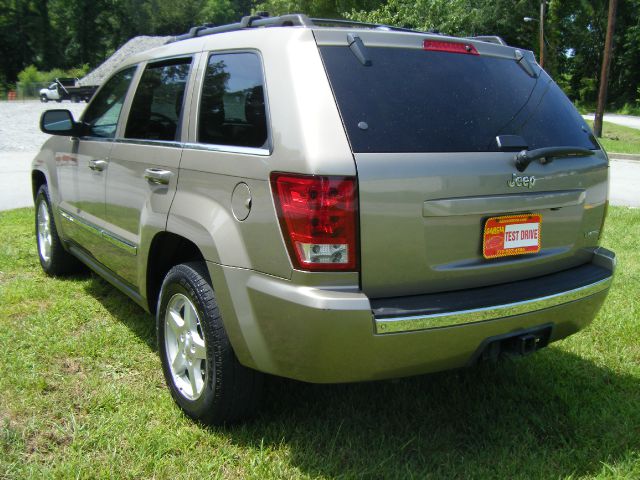 Jeep Grand Cherokee 2005 photo 3