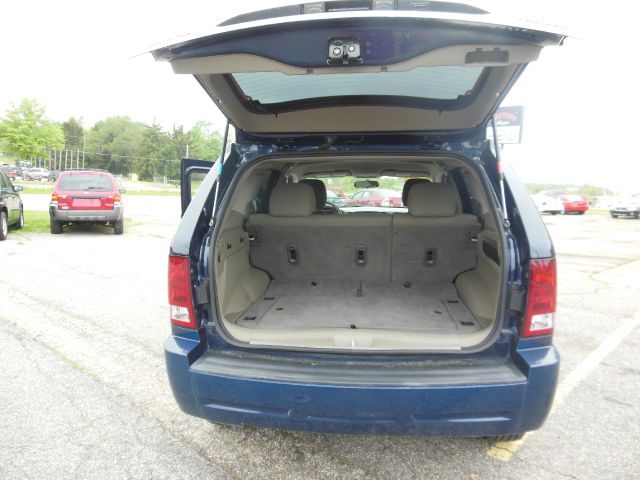 Jeep Grand Cherokee 2005 photo 13