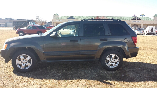 Jeep Grand Cherokee 2005 photo 3