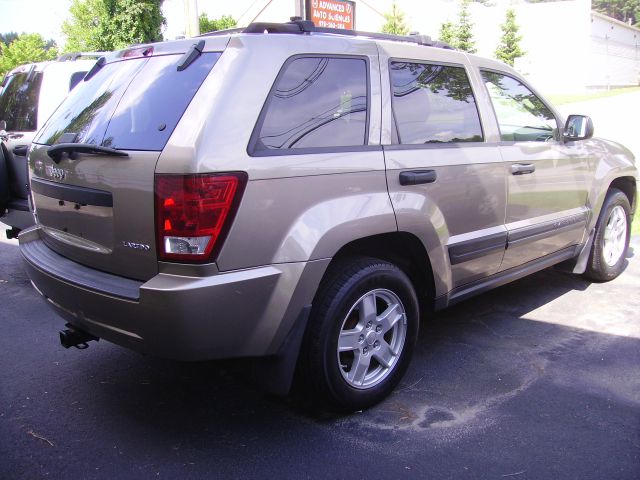 Jeep Grand Cherokee 2005 photo 3