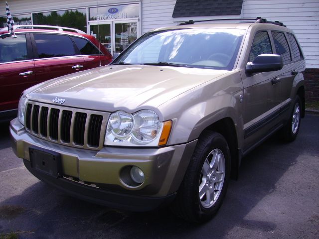 Jeep Grand Cherokee 2005 photo 4