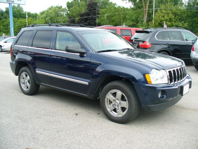 Jeep Grand Cherokee 2005 photo 4