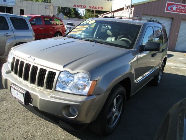 Jeep Grand Cherokee 2005 photo 3