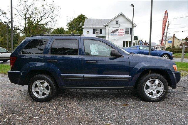 Jeep Grand Cherokee 2005 photo 2