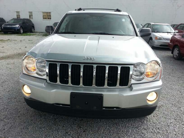 Jeep Grand Cherokee 2005 photo 9