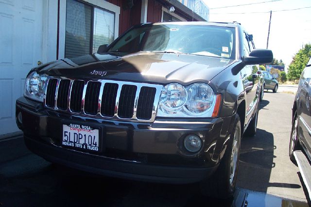 Jeep Grand Cherokee 2005 photo 1