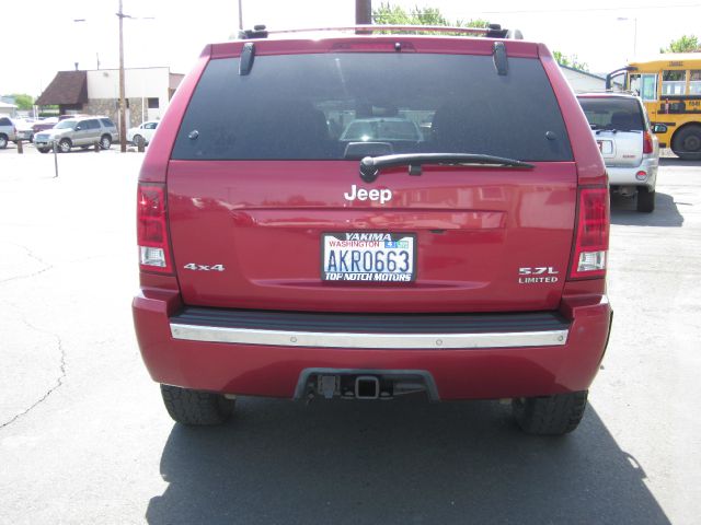 Jeep Grand Cherokee 2005 photo 13