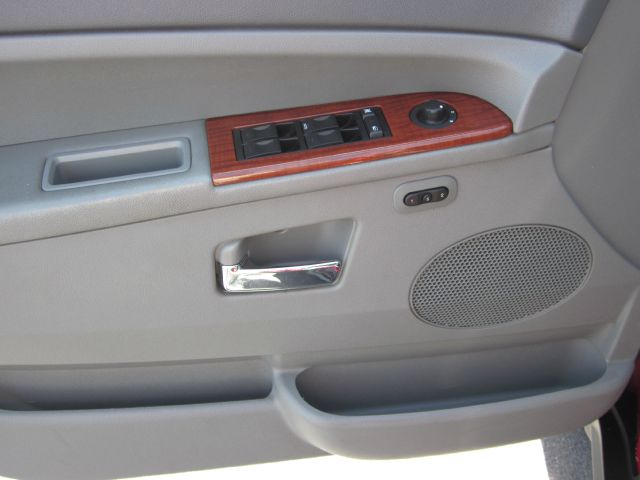 Jeep Grand Cherokee 2005 photo 4