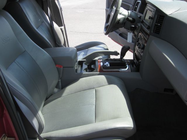 Jeep Grand Cherokee 2005 photo 7