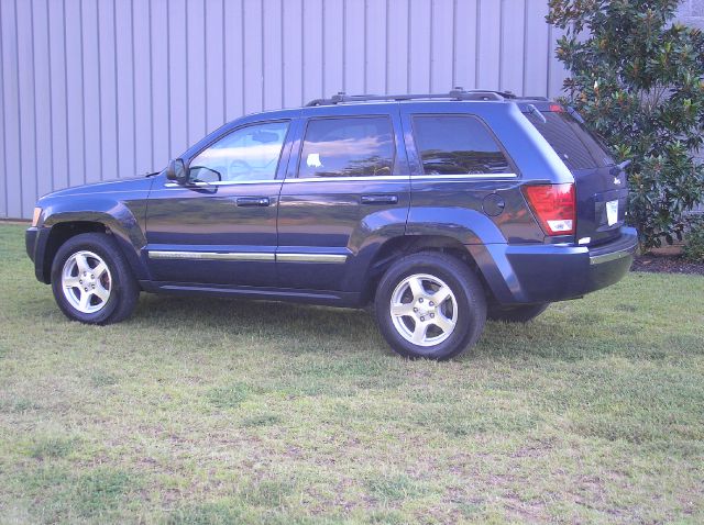 Jeep Grand Cherokee 2005 photo 1