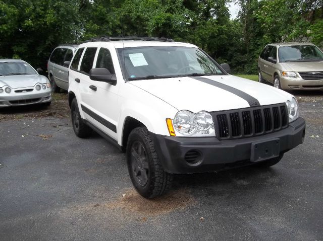 Jeep Grand Cherokee 2005 photo 4