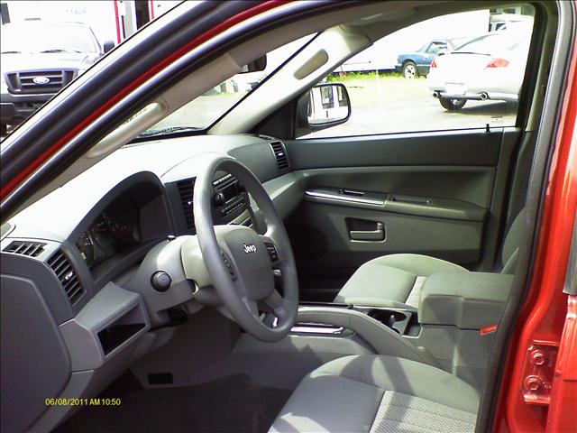 Jeep Grand Cherokee 2005 photo 5