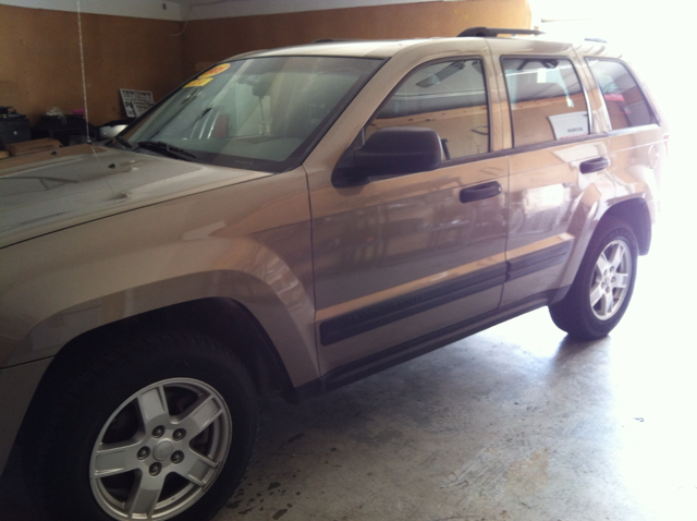 Jeep Grand Cherokee Base W/nav.sys SUV