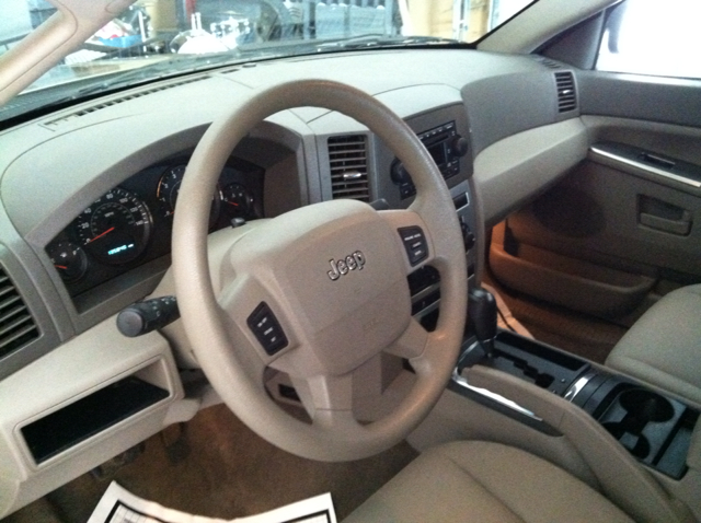 Jeep Grand Cherokee 2005 photo 3